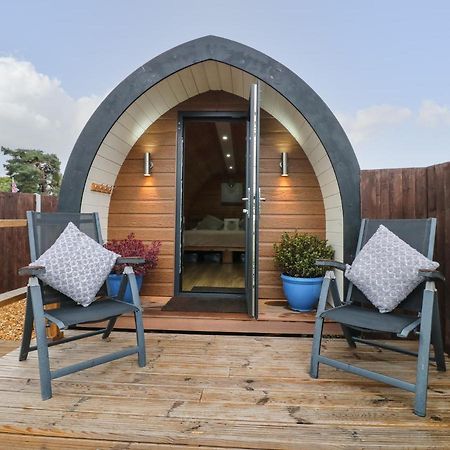 The Pod At Bank House Farm Villa Stafford Bagian luar foto